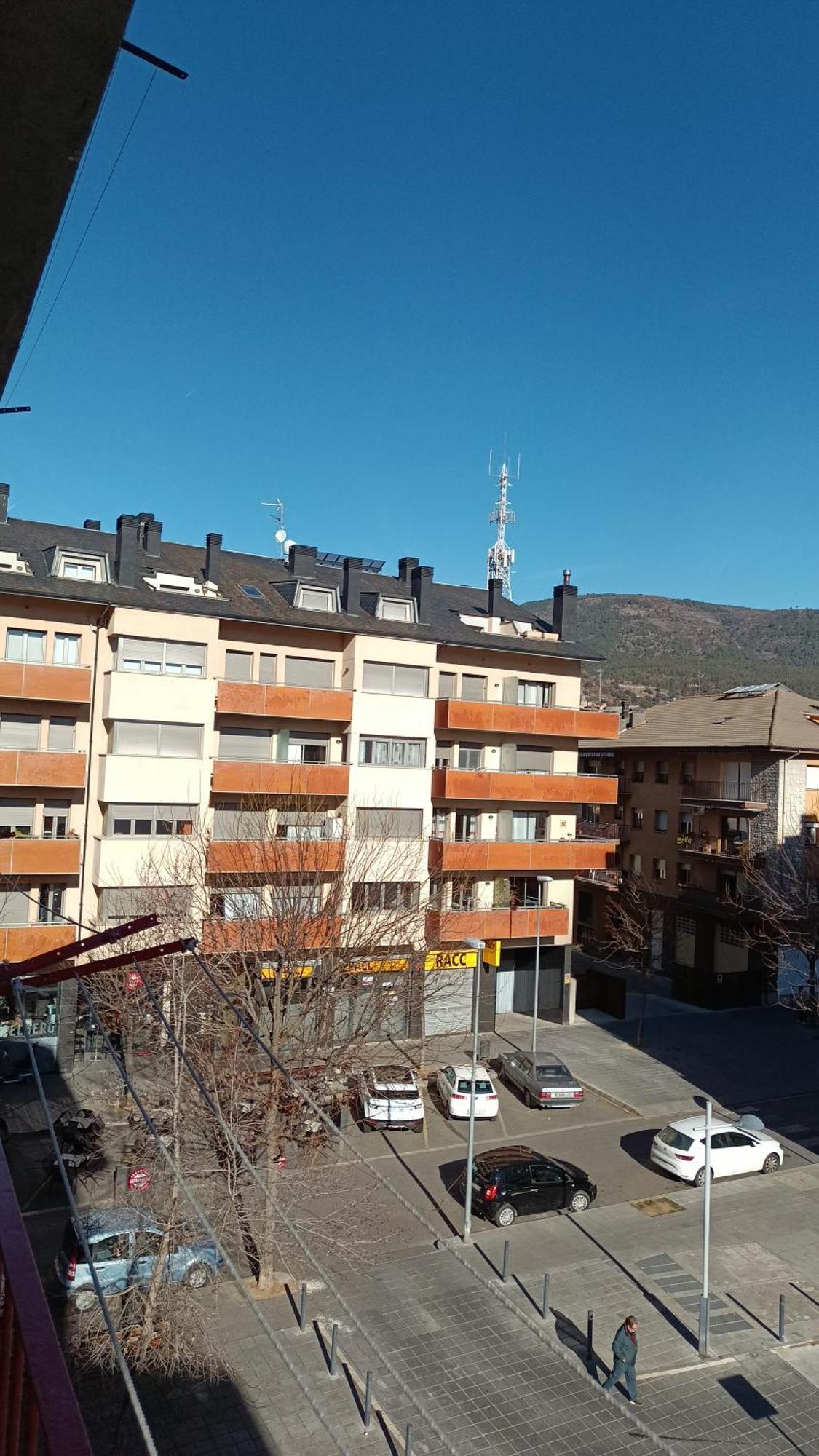 Apartamento Confort I La Seu d'Urgell Esterno foto