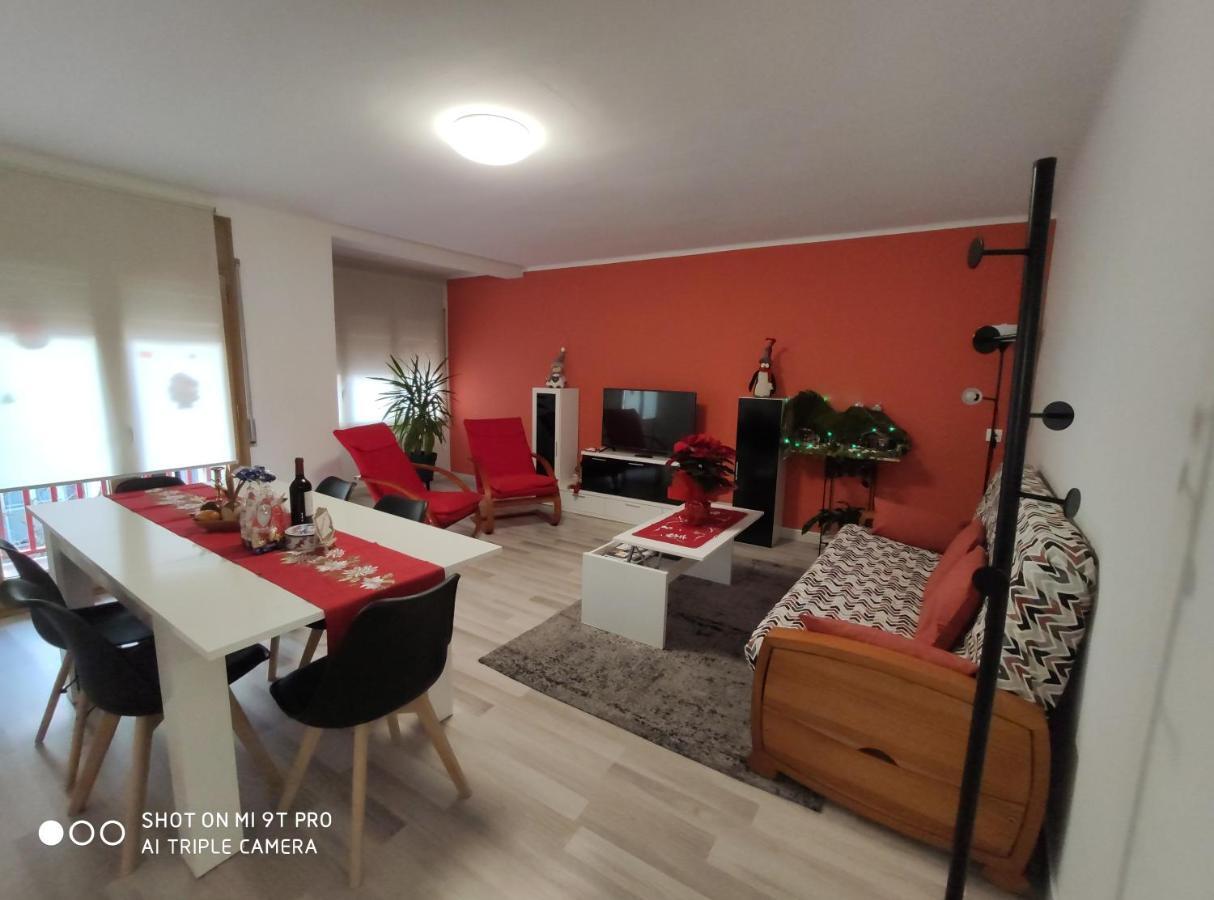 Apartamento Confort I La Seu d'Urgell Esterno foto